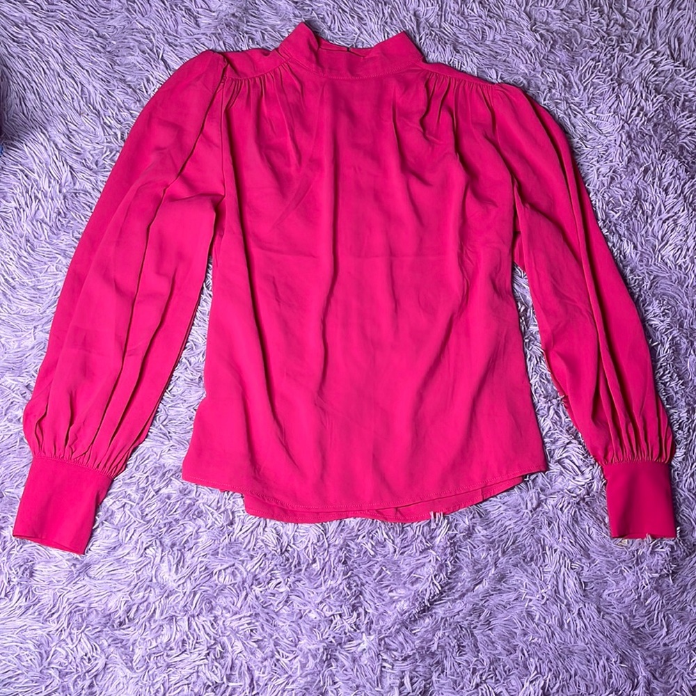 Express dressing shirt